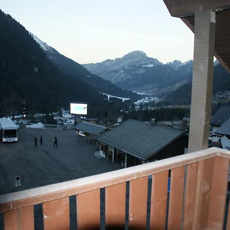 Cosy A Avec Wifi Et Parking, Proche Telecabine - Fr-1-676-8 아파트 Châtel